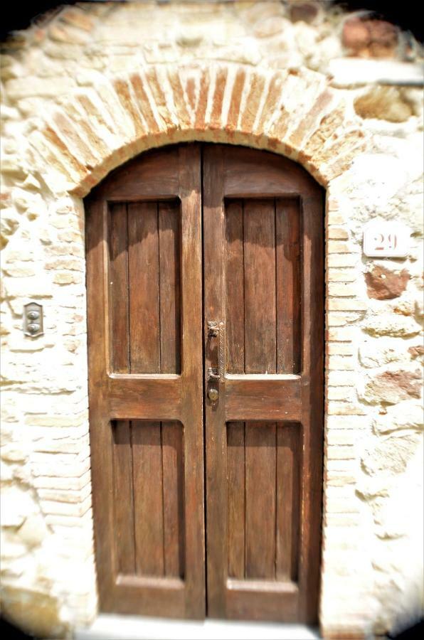 Il Mirtillo - A Truly Magical Place In The Heart Of Tuscany, Nestled In A Medieval Village Кьянни Экстерьер фото